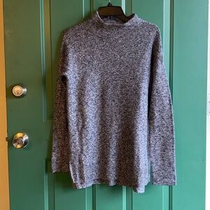 Old navy size small adorable soft sweater